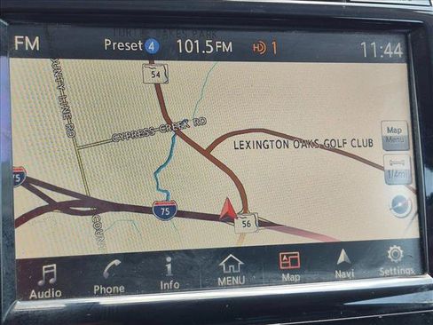 Used 2015 Nissan Murano SV w/ Premium Package FWD image 11
