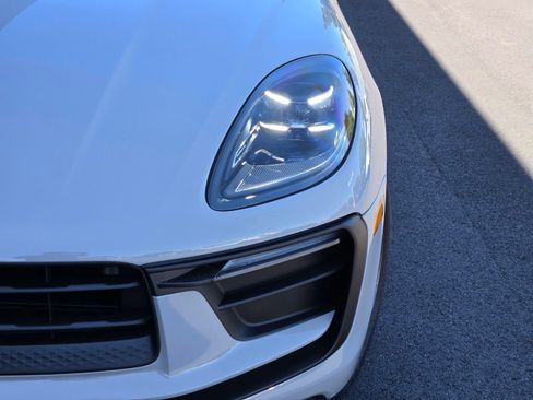 New 2026 Porsche Macan AWD/4WD image 12
