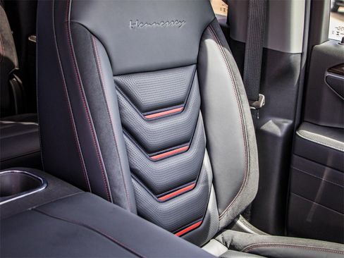 New 2025 Chevrolet Silverado 1500 RST w/ Convenience Package II image 24