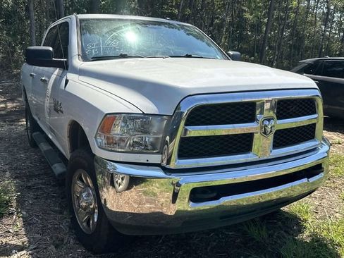 Used 2018 RAM 2500 SLT AWD/4WD image 13