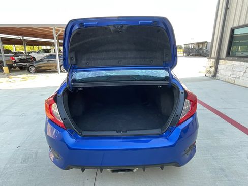 Used 2019 Honda Civic Sport image 13