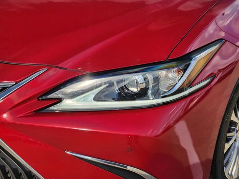 Used 2019 Lexus ES 350 w/ Premium Package FWD image 9