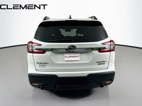 Used 2023 Subaru Ascent Touring AWD/4WD image 8