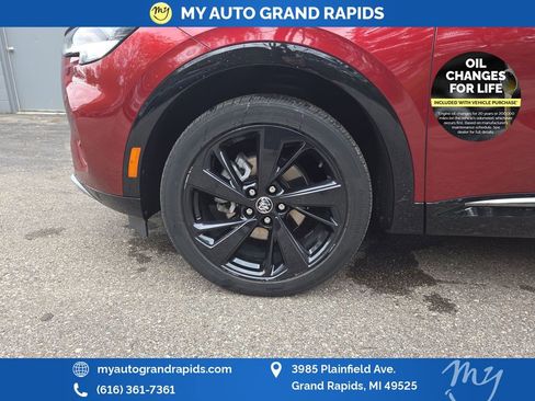 Used 2023 Buick Envision Essence w/ Sport Touring Package AWD/4WD image 30