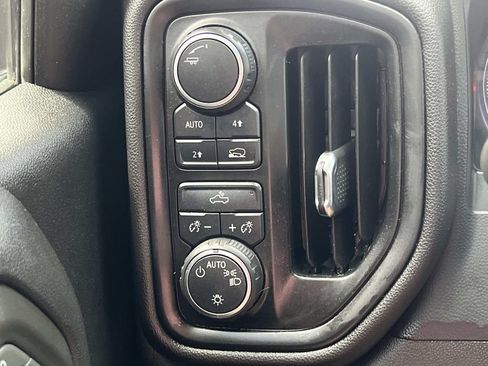 Used 2021 Chevrolet Silverado 1500 Custom AWD/4WD image 24
