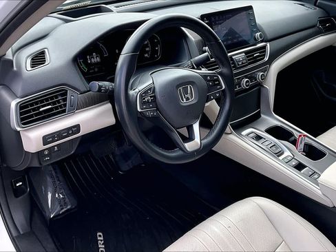 Used 2022 Honda Accord Touring image 17