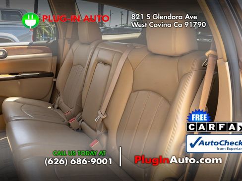 Used 2009 Buick Enclave CXL w/ Driver Confidence Package FWD image 3