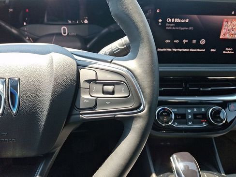 Certified 2024 Buick Envista Sport Touring w/ Convenience I Package FWD image 23
