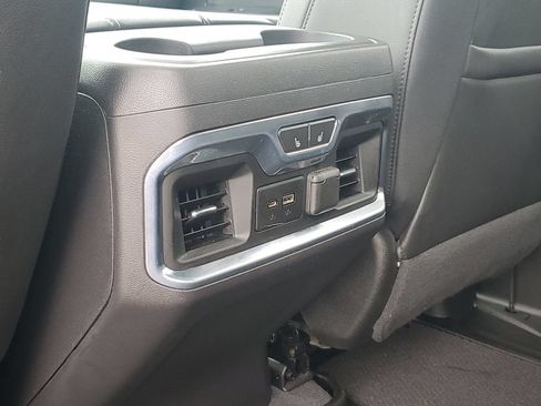 Used 2021 Chevrolet Silverado 1500 LTZ w/ Technology Package AWD/4WD image 38
