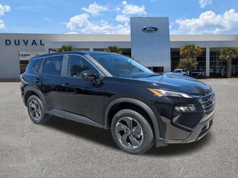 Used 2026 Nissan Rogue SV FWD image 2