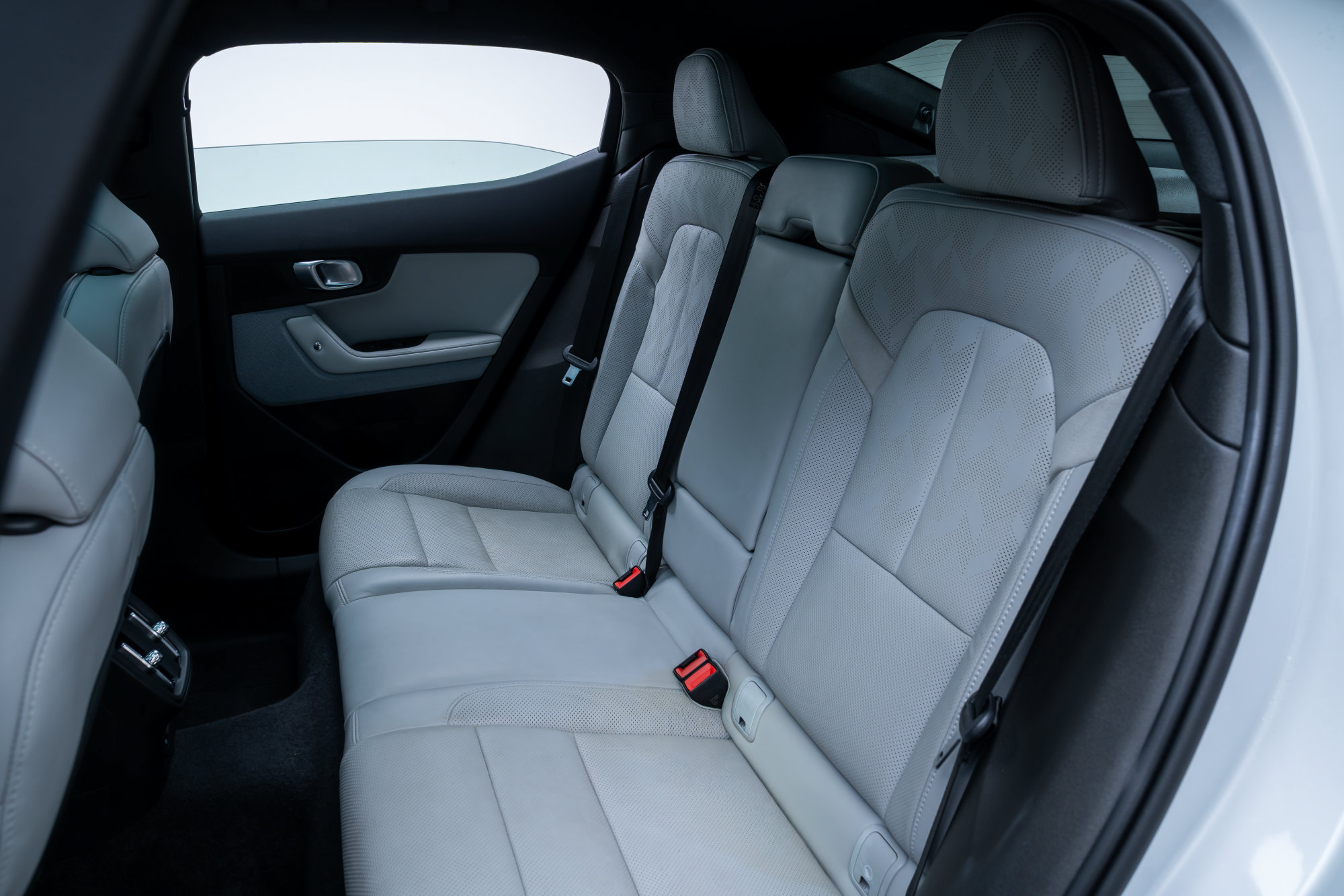 Used 2024 Polestar Polestar 2 AWD/4WD image 23
