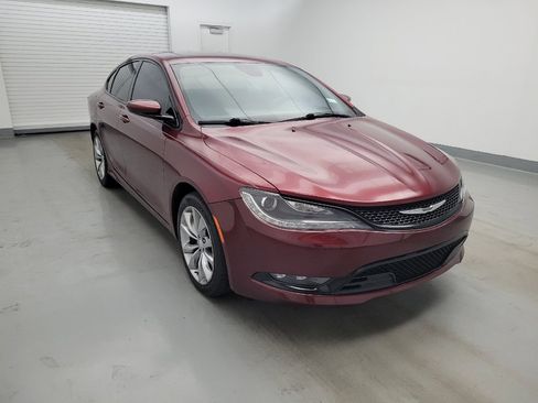Used 2015 Chrysler 200 S w/ Navigation & Sound Group I FWD image 13