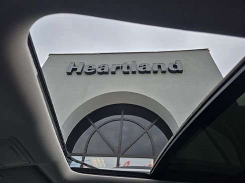 Used 2023 Honda Pilot Elite image 70