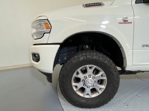 Used 2022 RAM 2500 Laramie image 10
