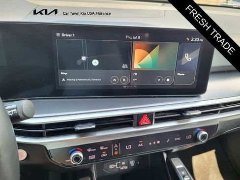 Certified 2024 Kia Sorento S w/ Panoramic Sunroof Package AWD/4WD image 17