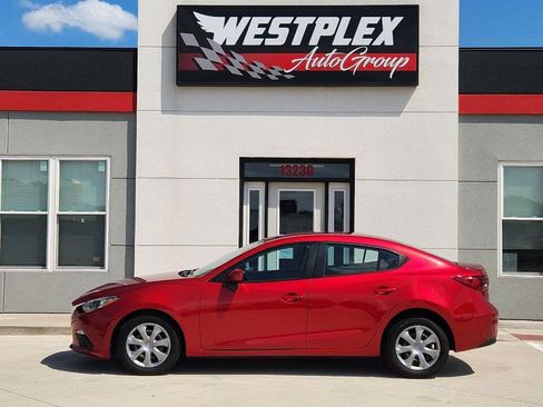 Used 2015 MAZDA MAZDA3 i Sport FWD image 22