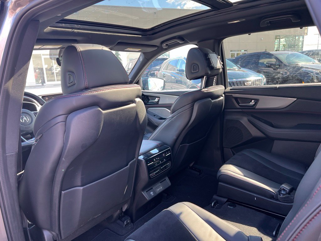 Used 2023 Acura MDX A-Spec AWD/4WD image 17