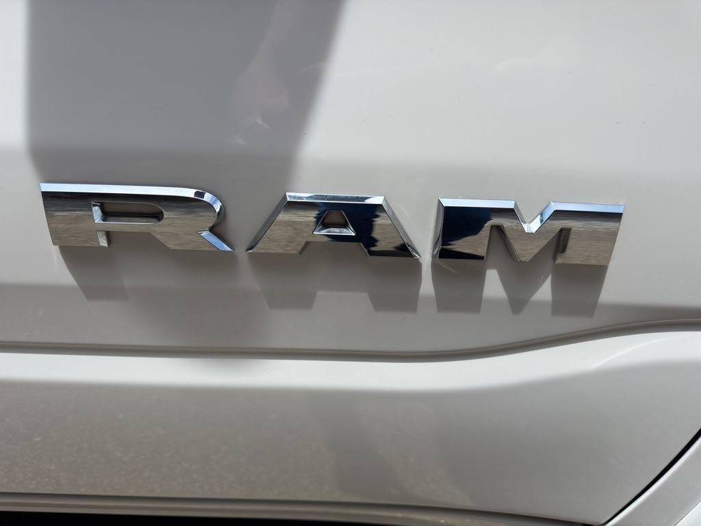 Used 2025 RAM 1500 Big Horn RWD image 38