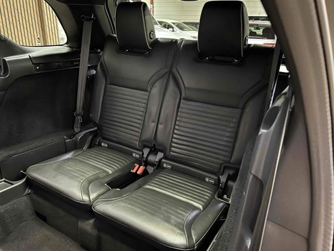 Used 2020 Land Rover Discovery HSE Luxury AWD/4WD image 6