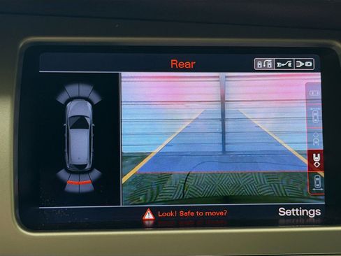 Used 2013 Audi Q7 3.0T Premium Plus image 17