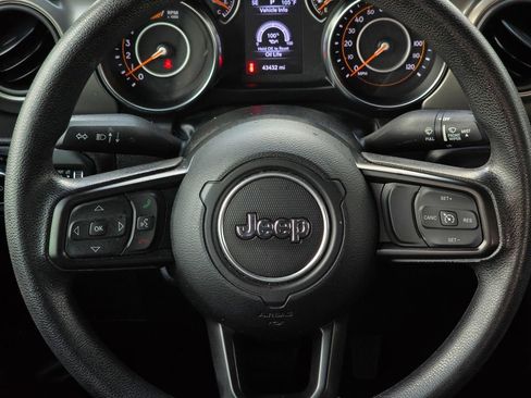 Used 2022 Jeep Wrangler Unlimited Sport AWD/4WD image 15