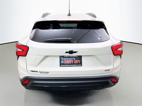 New 2026 Chevrolet Trax RS image 9