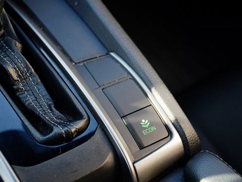 Used 2021 Honda Civic Sport image 17