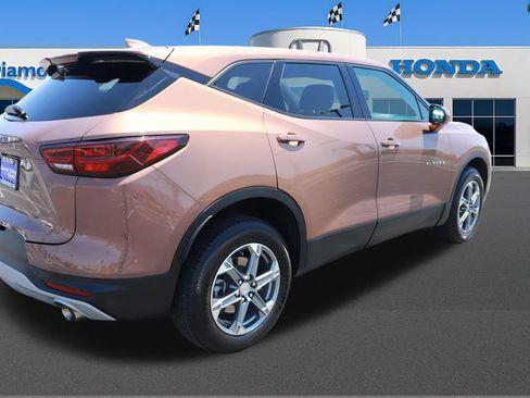 Used 2023 Chevrolet Blazer LT FWD image 7