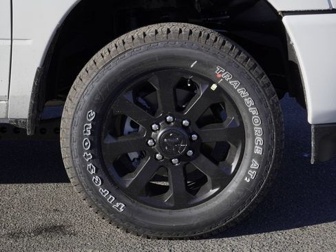 New 2026 RAM 3500 Big Horn AWD/4WD image 10