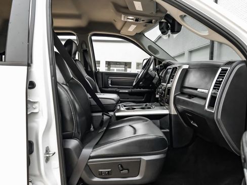 Used 2017 RAM 2500 Laramie w/ Sport Appearance Group AWD/4WD image 36