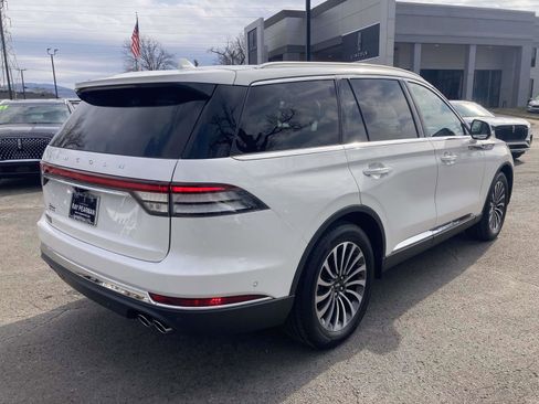 Certified 2022 Lincoln Aviator Reserve w/ Elements Package Plus image 3