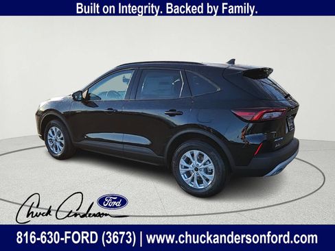 New 2025 Ford Escape Active w/ Active Premium Tech Pack image 6