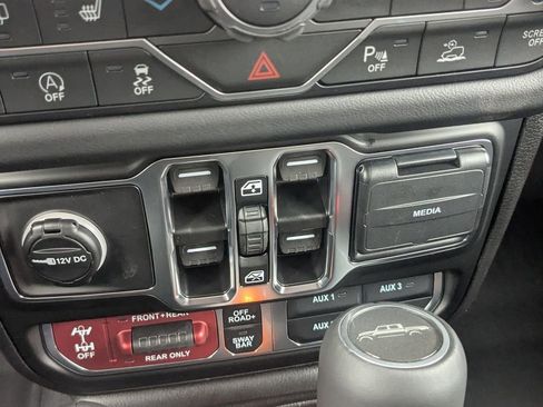 New 2026 Jeep Gladiator Rubicon AWD/4WD image 24