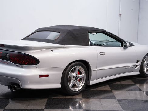Used 2000 Pontiac Firebird Trans Am RWD image 12