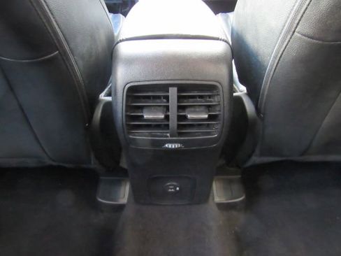 Used 2022 Ford Escape SEL image 24