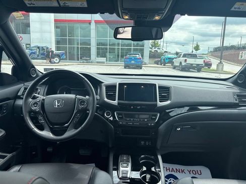 Used 2020 Honda Ridgeline Black Edition image 16