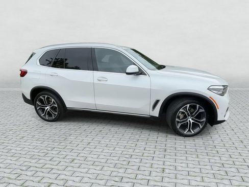 Certified 2023 BMW X5 xDrive40i w/ Premium Package AWD/4WD image 9