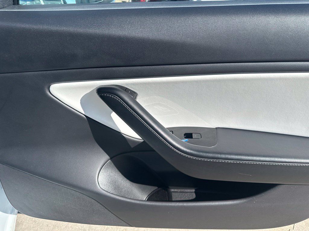 Used 2019 Tesla Model 3 Performance AWD/4WD image 29