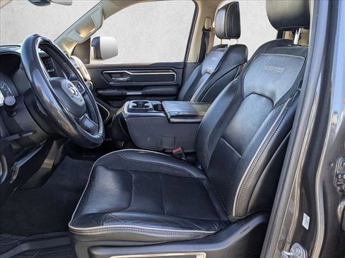 Used 2019 RAM 1500 Laramie image 13