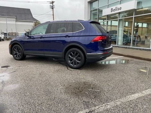 Used 2024 Volkswagen Tiguan SE w/ Panoramic Sunroof Package AWD/4WD image 5