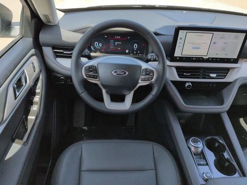 New 2026 Ford Explorer Active w/ Active Comfort Package RWD image 16