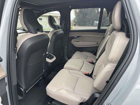 New 2026 Volvo XC90 B6 Ultra w/ Protection Package AWD/4WD image 14