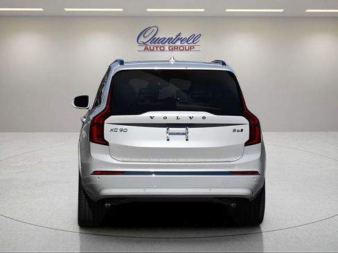New 2026 Volvo XC90 B6 Plus w/ Protection Package Premier image 5