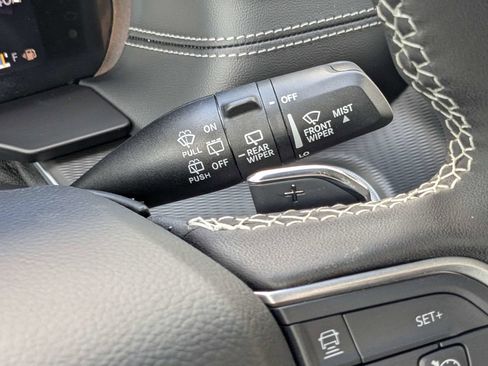 New 2026 Jeep Grand Cherokee L 2WD image 27