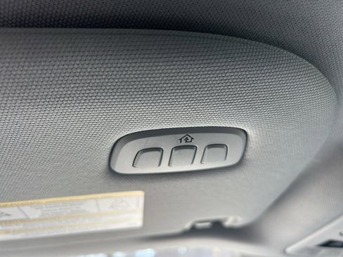 Used 2019 Lincoln Navigator Reserve image 19