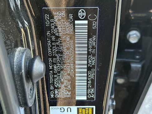 Certified 2022 Toyota Prius Prime XLE FWD image 30