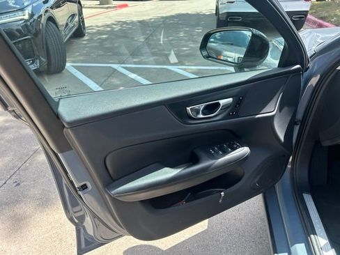Used 2024 Volvo S60 B5 Plus FWD image 6