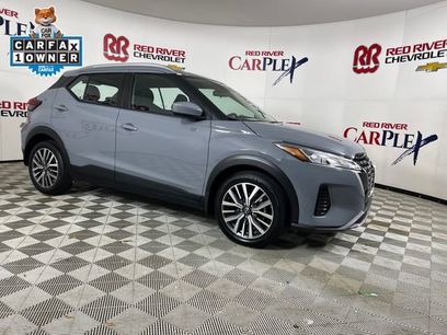 Used 2023 Nissan Kicks SV