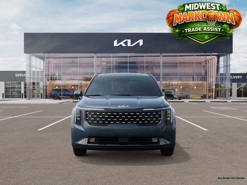 New 2026 Kia Carnival SX image 2