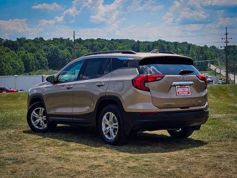 Used 2018 GMC Terrain SLE w/ Driver Convenience Package AWD/4WD image 5